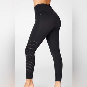 Fabletics Sync Seamless High-Waisted 7/8 Legging Size Medium / M NEVER WORN